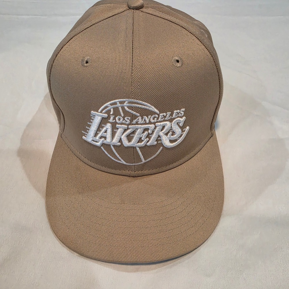 Ultra Game Los Angeles Lakers Hat Adult OSFM Tan Excellent Embroidered Logo